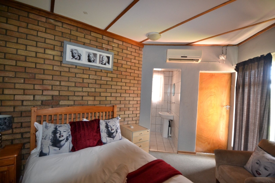 7 Bedroom Property for Sale in Riebeeckstad Free State